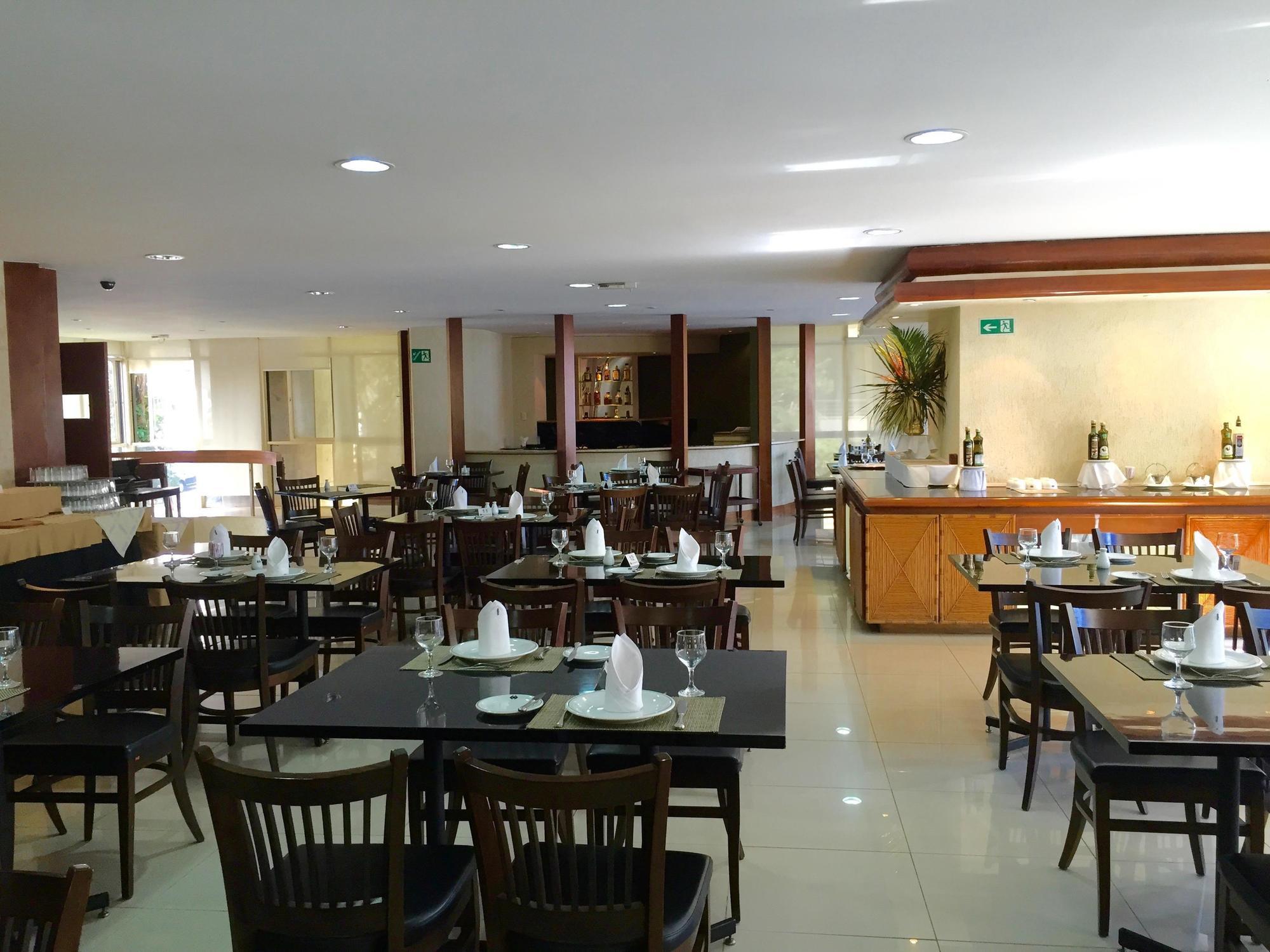 Aracoara Hotel Бразилиа Экстерьер фото